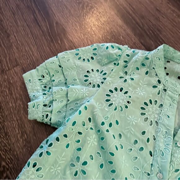 J. Crew Puff-sleeve popover top in eyelet - Picture 3 of 6